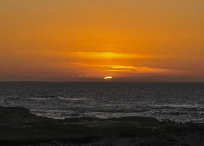 Del Rey Bythe Pools *